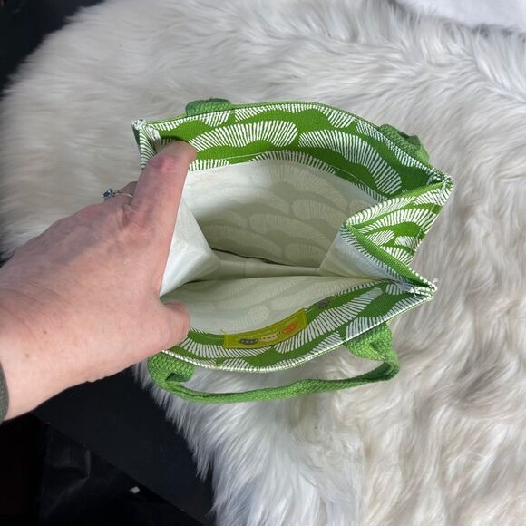 Rock Flower Paper Green/White Sand Dune Itsy Bitty Reusable Gift/Tote Ba… - Picture 2 of 6